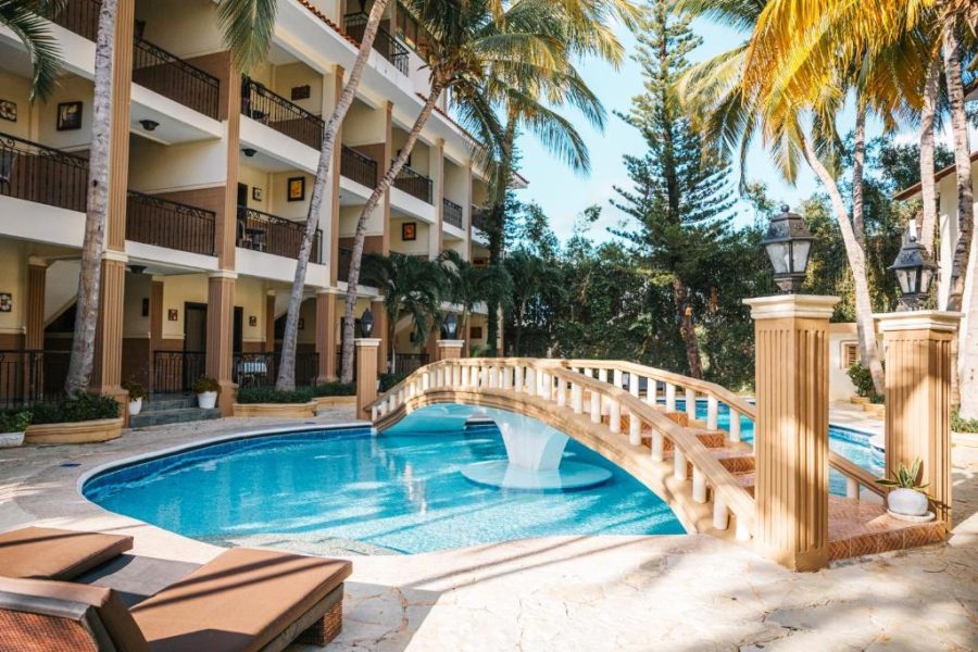 hotel plaza BRISAS MT